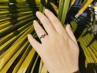 Little Angel - Mood Ring - 3 mm - AAA Crystal Quartz - Stainless Steel - High Quality
