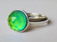 Chalice of Life - Mood Ring - 10 mm - Sterling Silver 925 (pure or gold plated) - AAA Crystal Quartz faceted