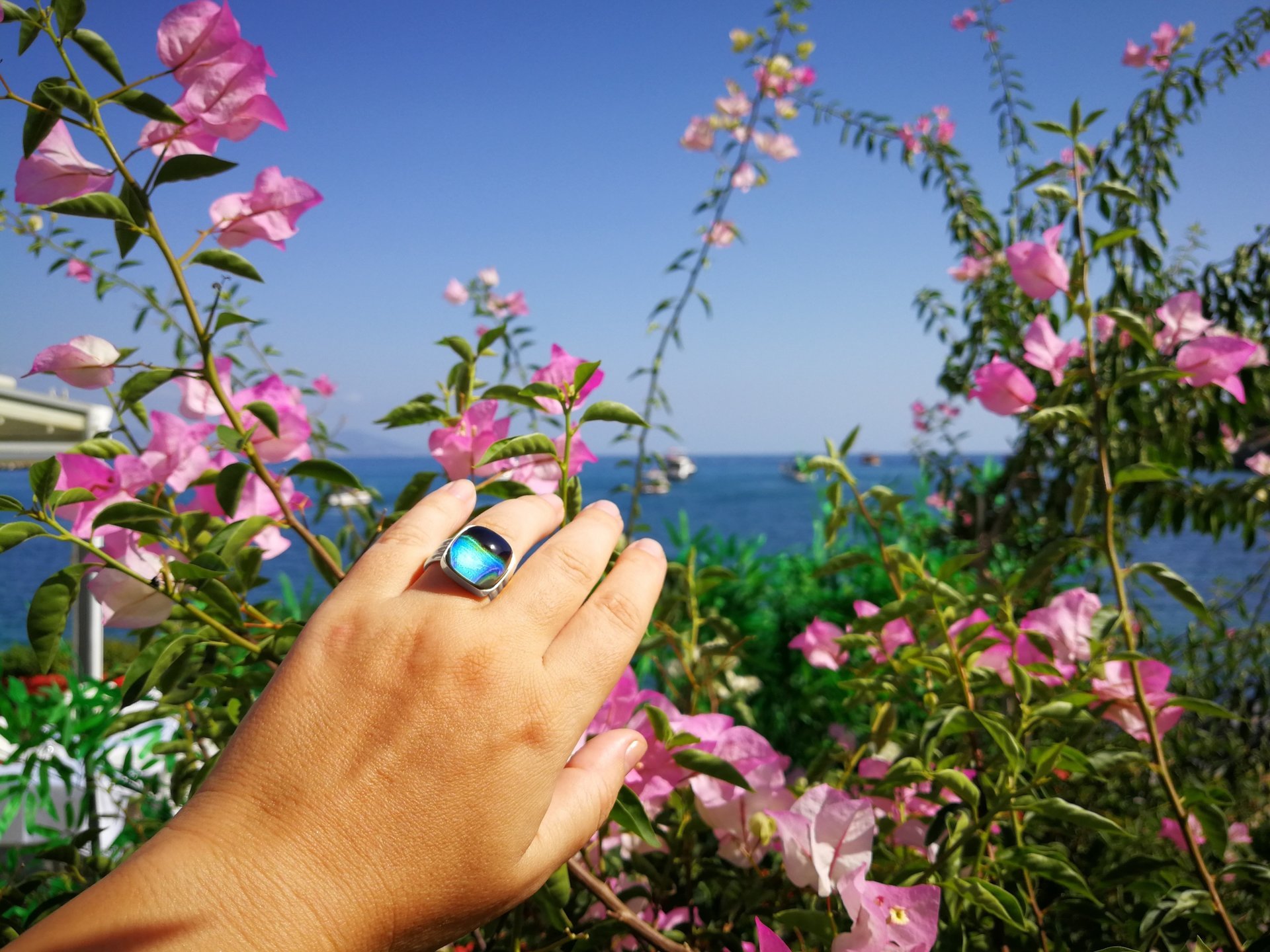 Northern Lights - Mood Ring - 15 mm - Sterling Silver 925 - AAA Crystal Quartz