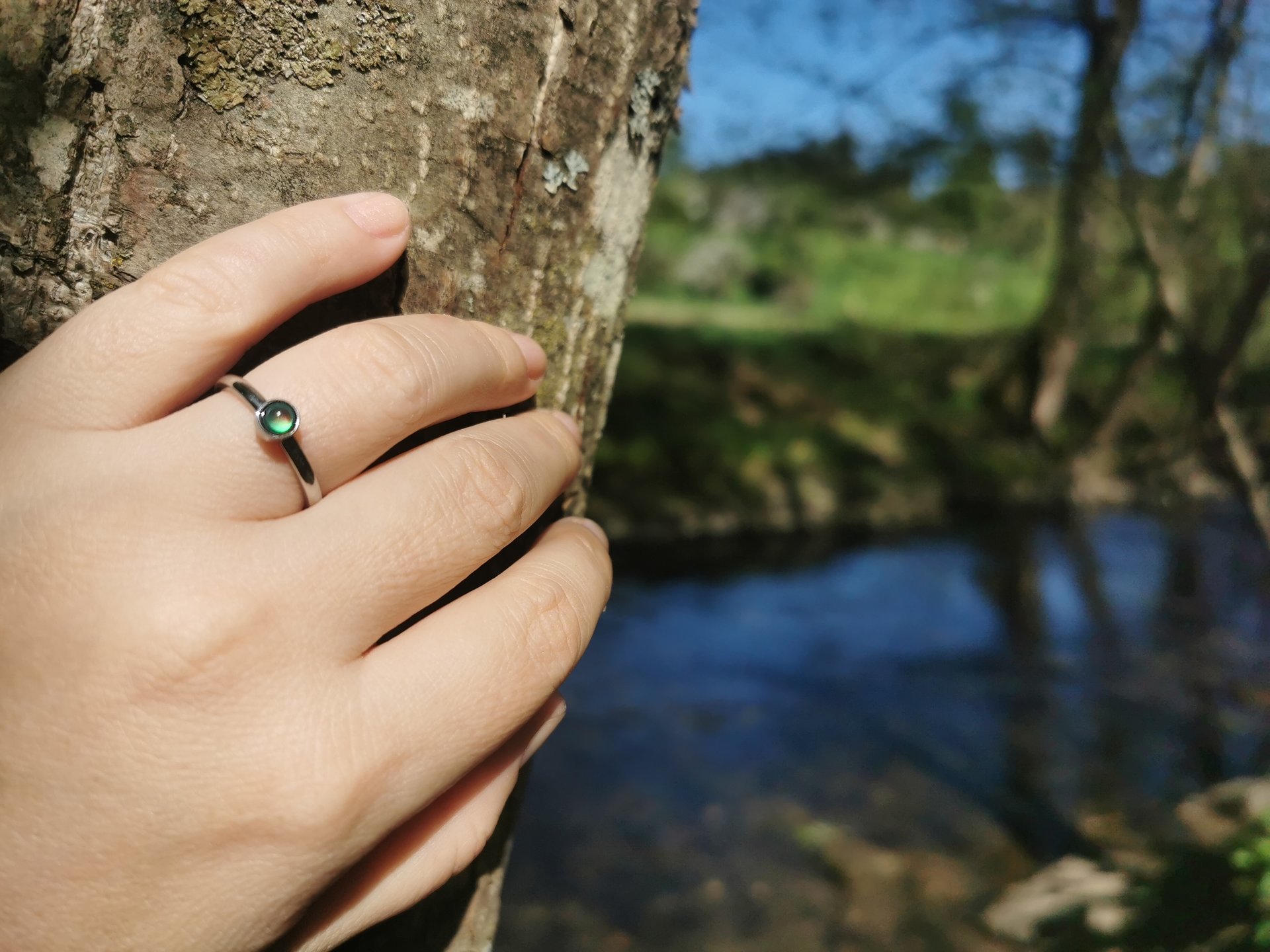 Little Angel - Mood Ring - 3 mm - AAA Crystal Quartz - Stainless Steel - High Quality