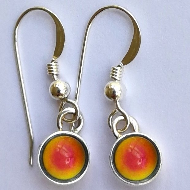 Celestial Mystery - Mood Earrings - 6 mm - Sterling Silver 925