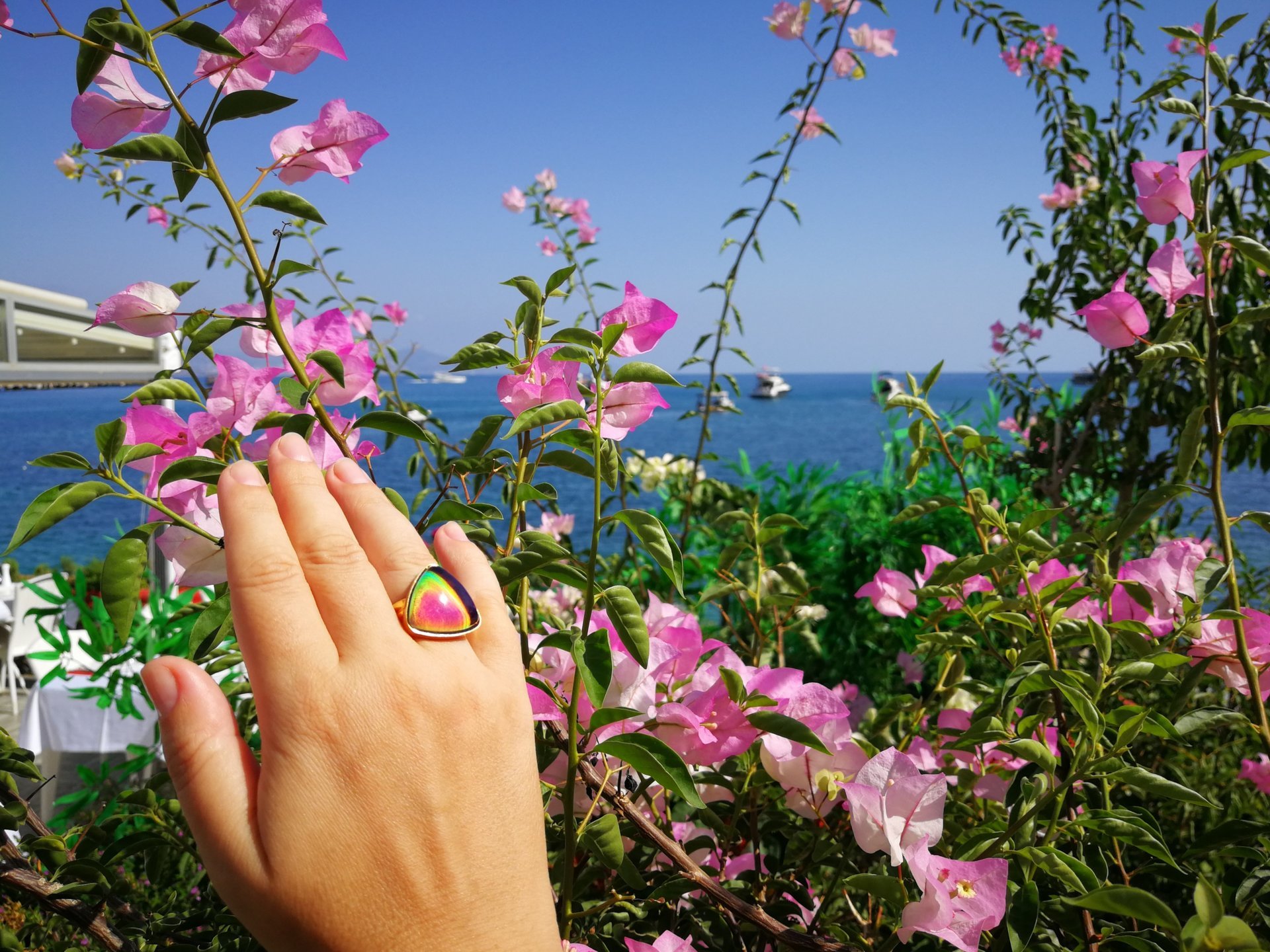 Sovereign of Lightning - Mood Ring - 20 mm - Gold Plated Sterling Silver 925 - AAA Crystal Quartz