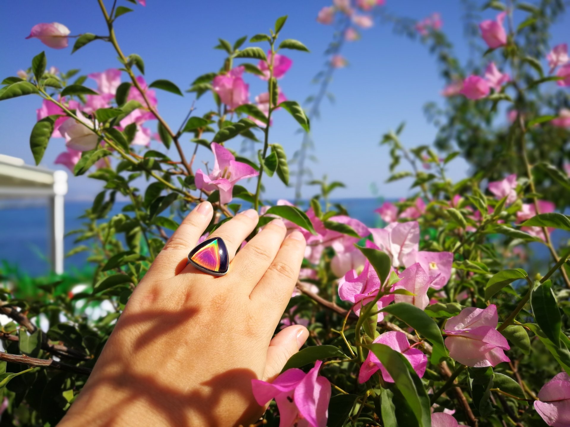 Sovereign of Lightning - Mood Ring - 20 mm - Sterling Silver 925 - AAA Crystal Quartz