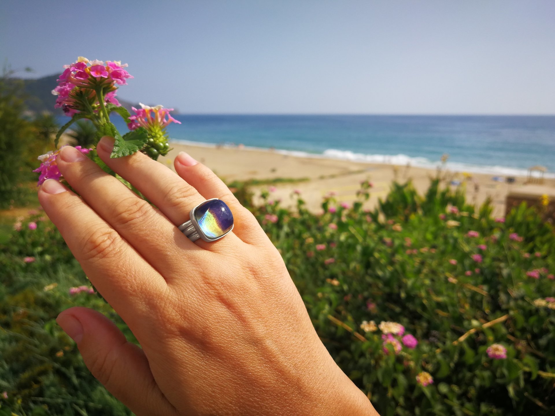 Northern Lights - Mood Ring - 15 mm - Sterling Silver 925 - AAA Crystal Quartz
