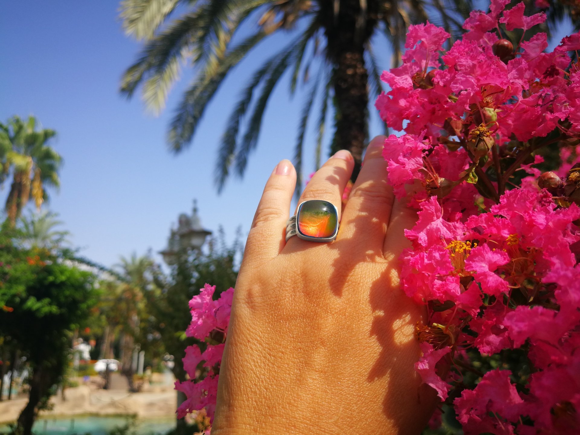 Northern Lights - Mood Ring - 15 mm - Sterling Silver 925 - AAA Crystal Quartz