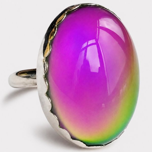 Queen of Colors - Mood Ring - 25x18 mm - Sterling Silver 925