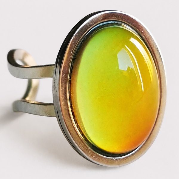 Royal Mood - Mood Ring - Adjustable - 18x13 mm - Stainless Steel